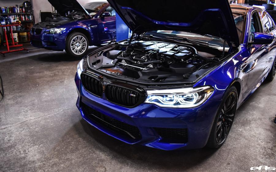 Детали создания BMW M5 Marina Bay Blue by EAS (F90) 2018 года  (фото 10 из 34)